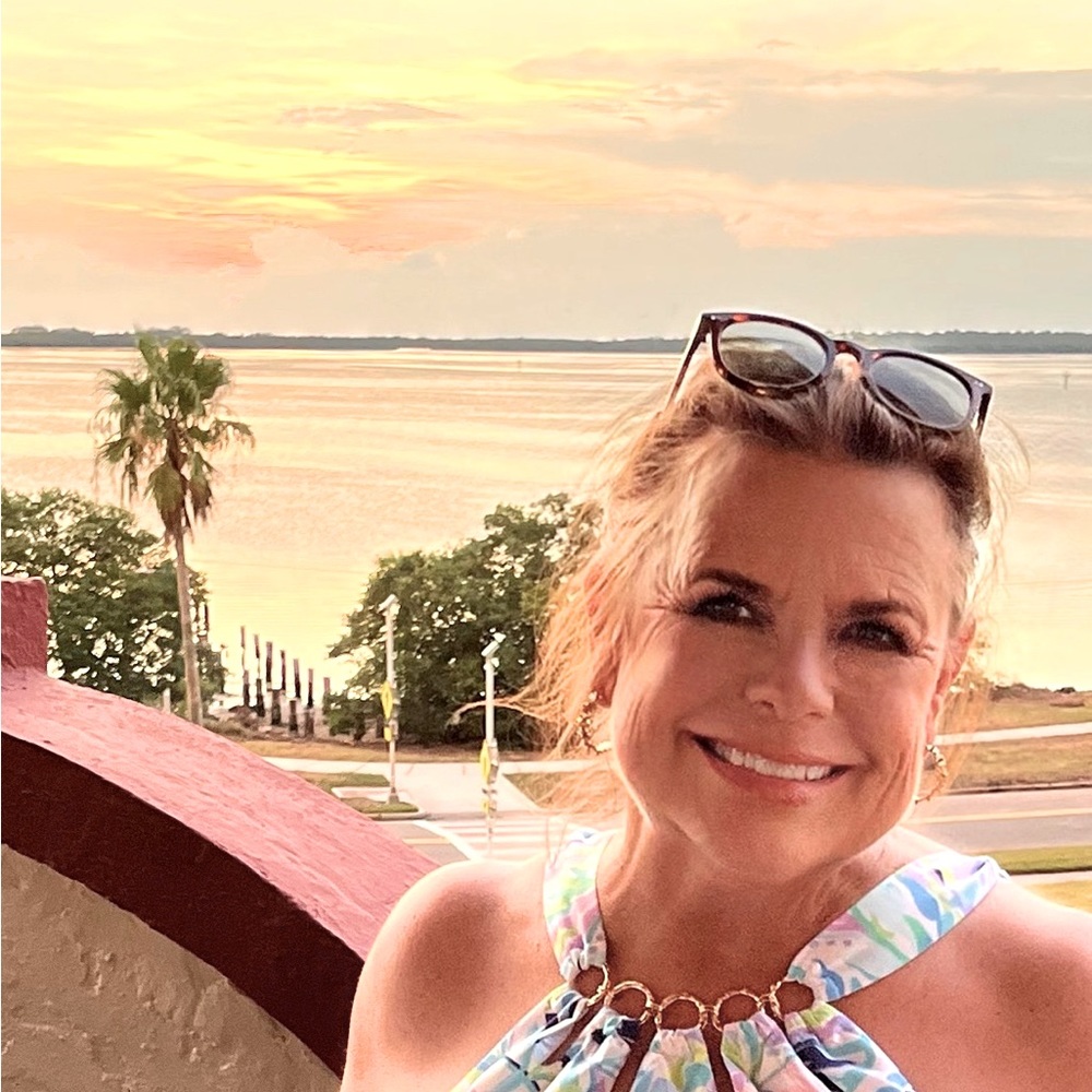 Meet your Posher, Janey